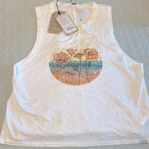 NWT organic prAna sleeveless tank sz large, flower graphic, fair trade pool yoga